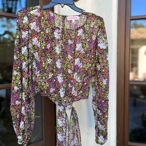 Cute light weight blouse